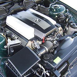 Двигатель БМВ бензин М62b44